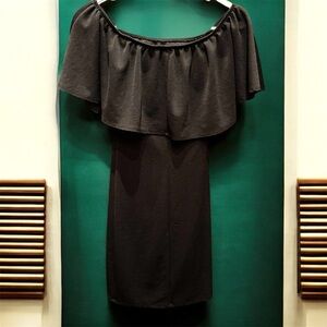Elegant Black Off-Shoulder Dress SMALL pit to pit 13in length 32in
